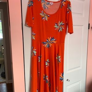 New Lularoe kneee length dress